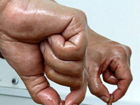 つねり勃起乳首　サンプル画像10